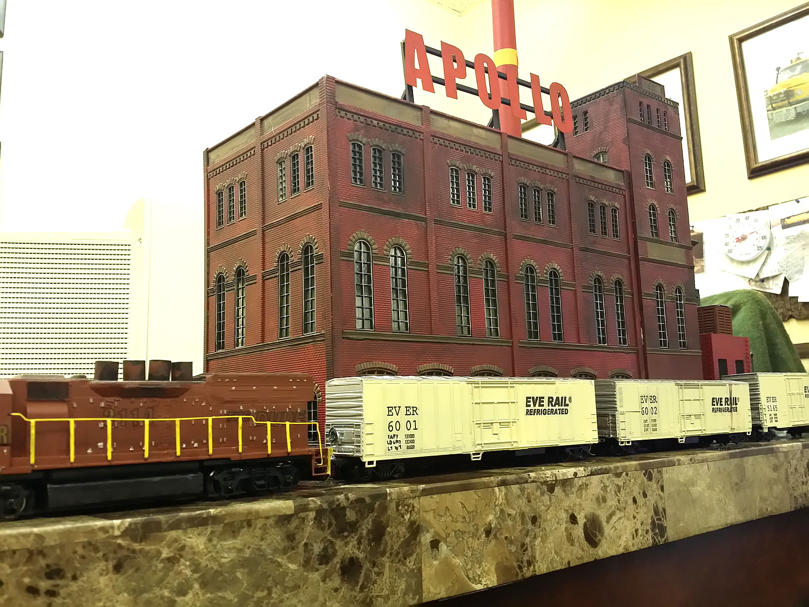 Heljan B807 Brewery